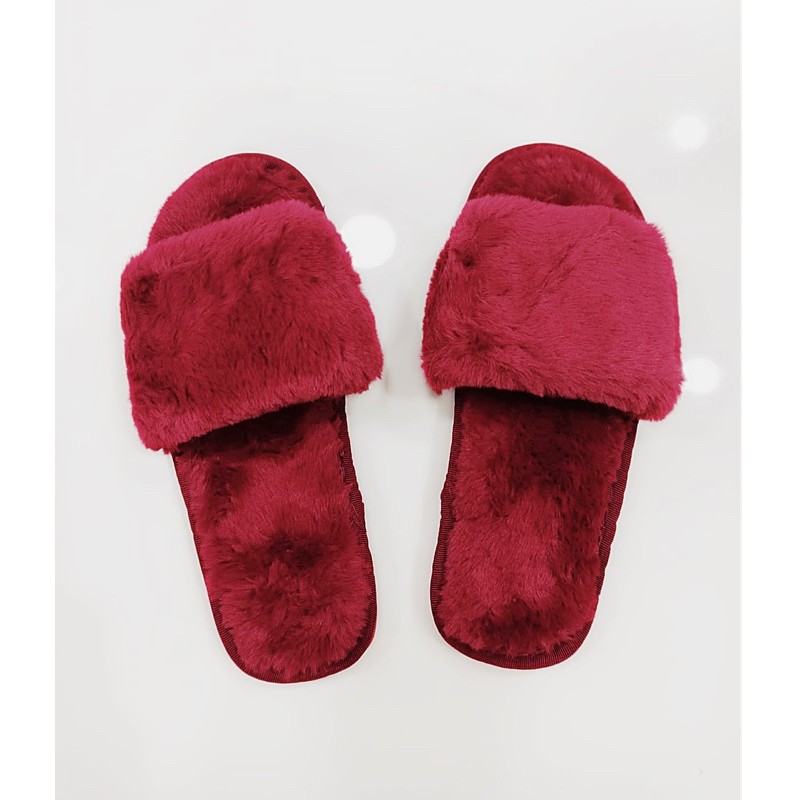 Red faux fur on sale slides