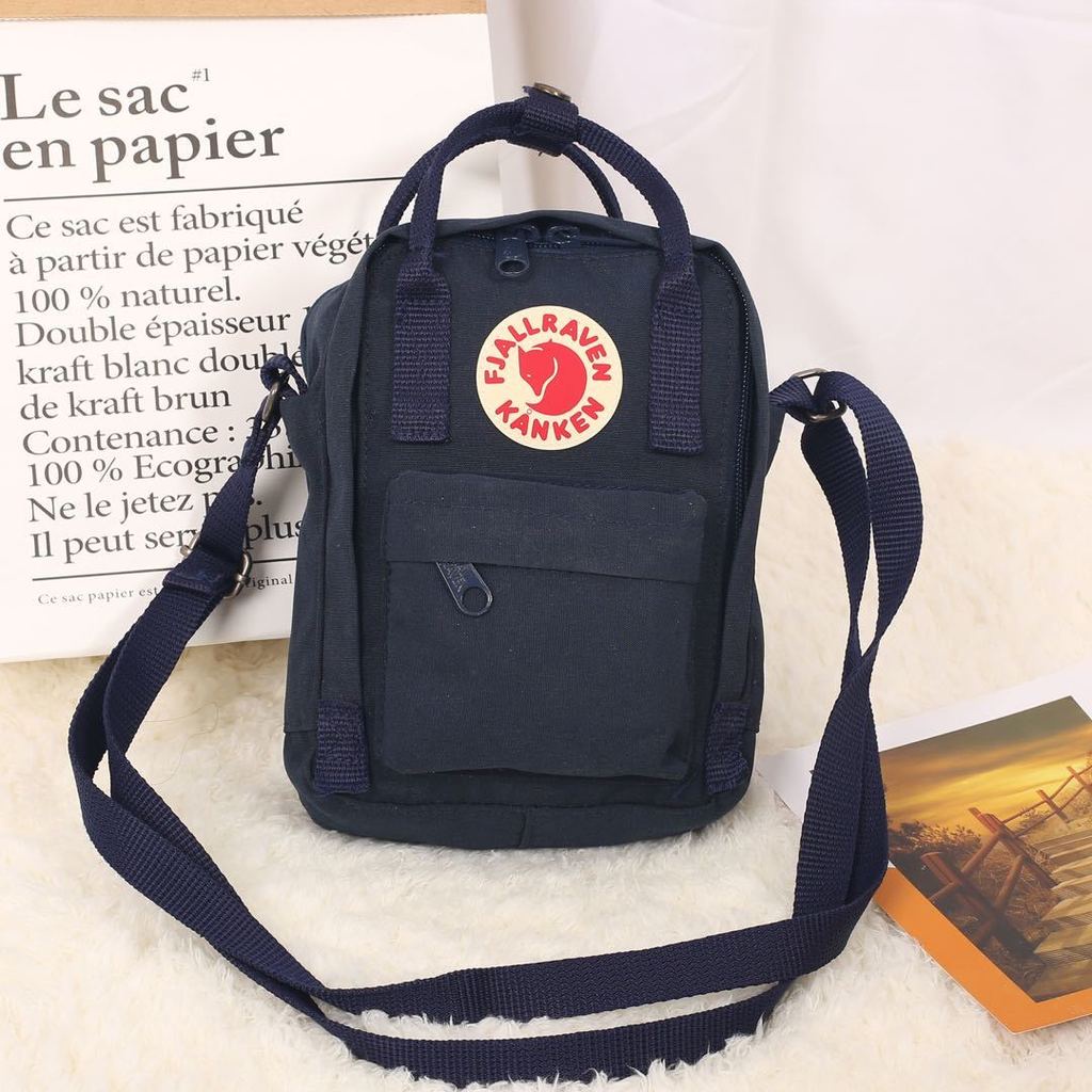 Converse waterproof outlet bag