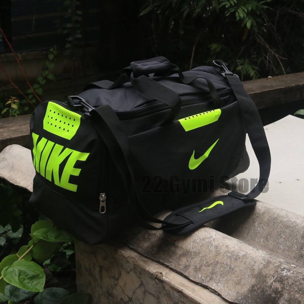 Nike duffel bag outlet green