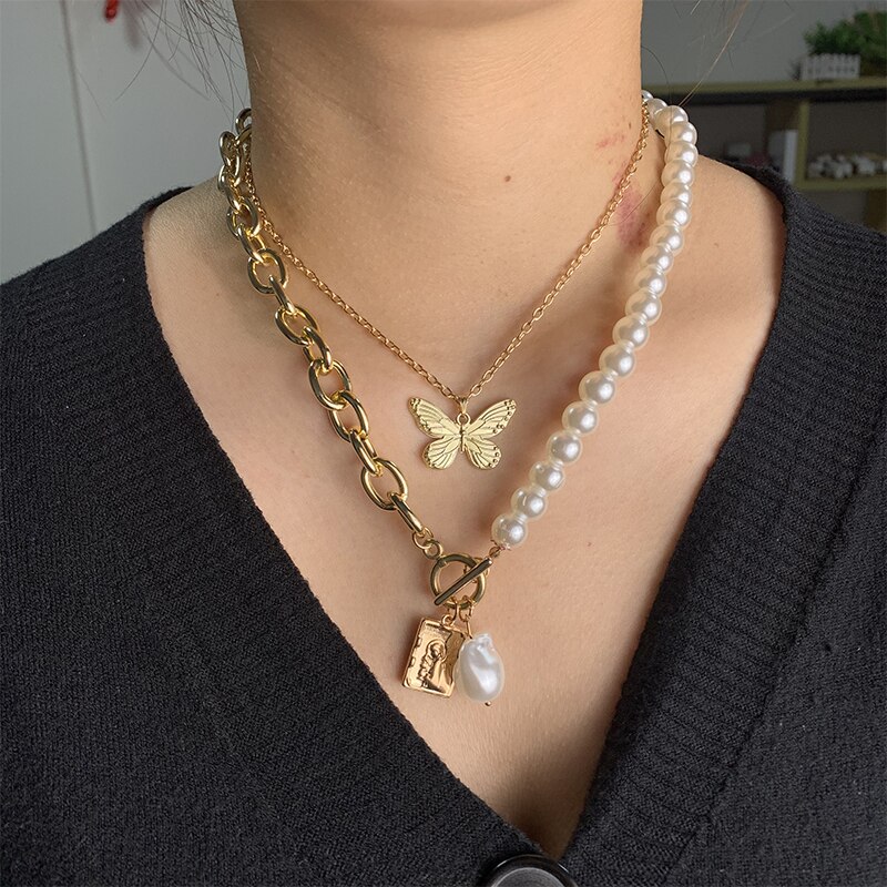 Thick butterfly deals necklace