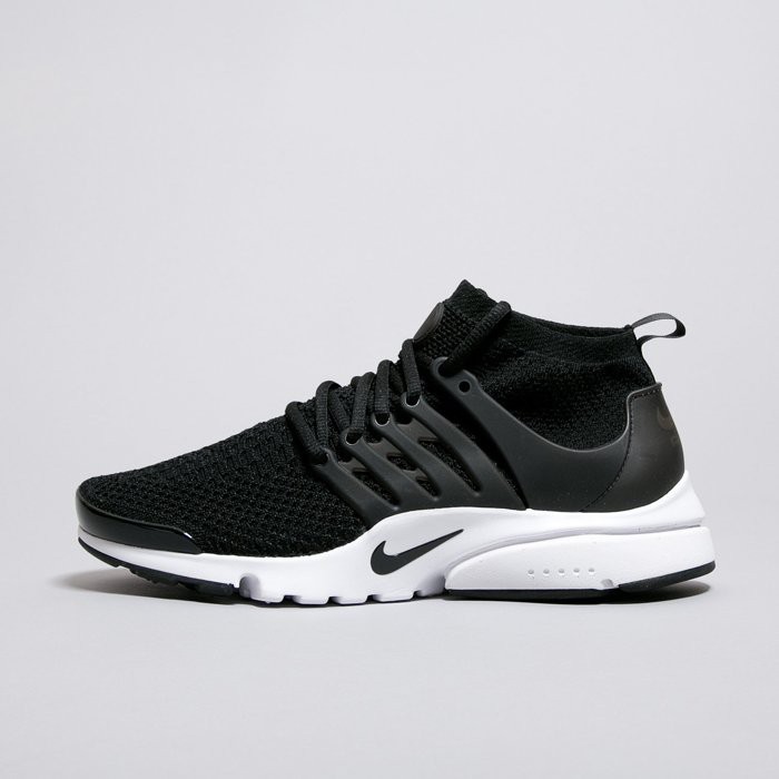 Presto cheap flyknit black