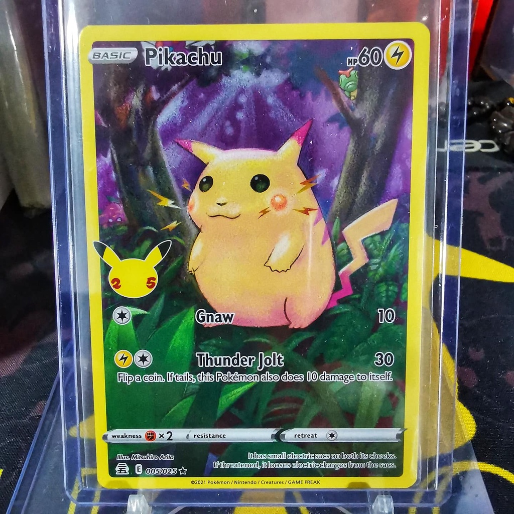 Pokemon Card PIKACHU 005/025 Holo Celebrations 25 Years FR Near Mint