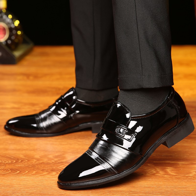 Glossy black hot sale leather shoes