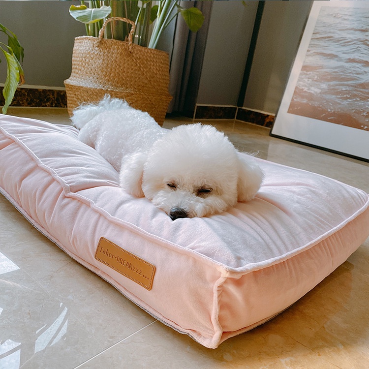 Dog sleeping store pad