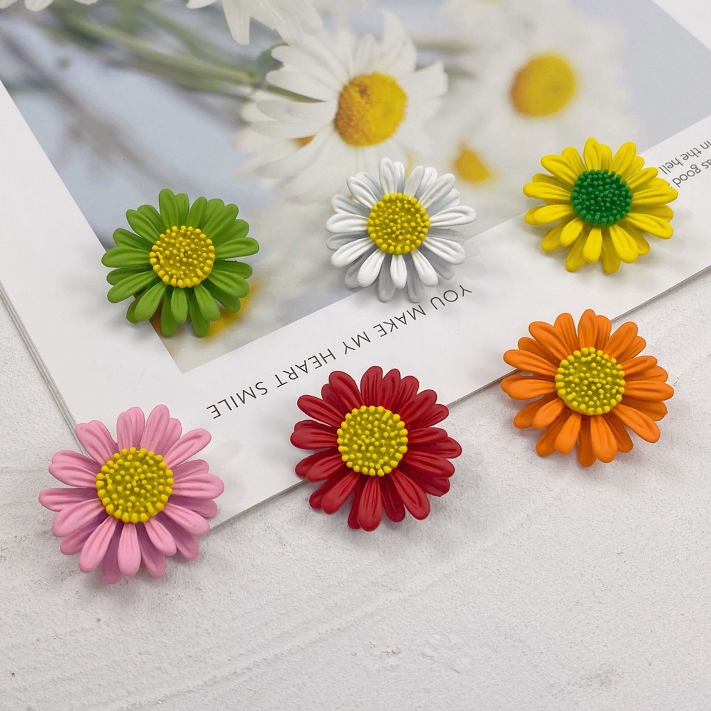 Fresh flower clearance brooch