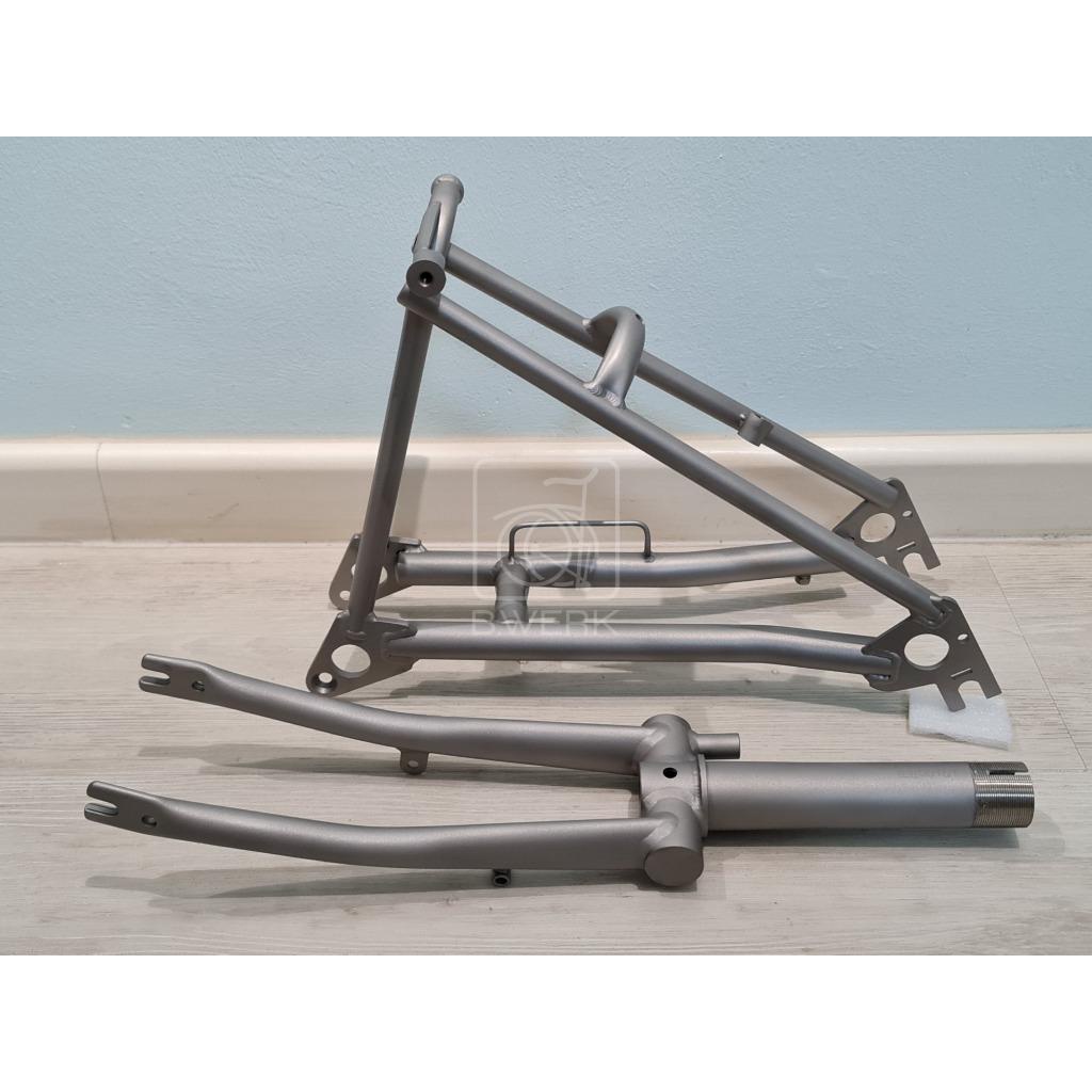 Brompton cheap titanium triangle