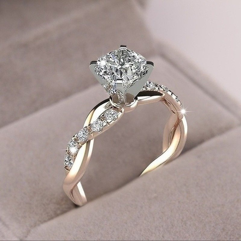 Gold and silver store diamond ring