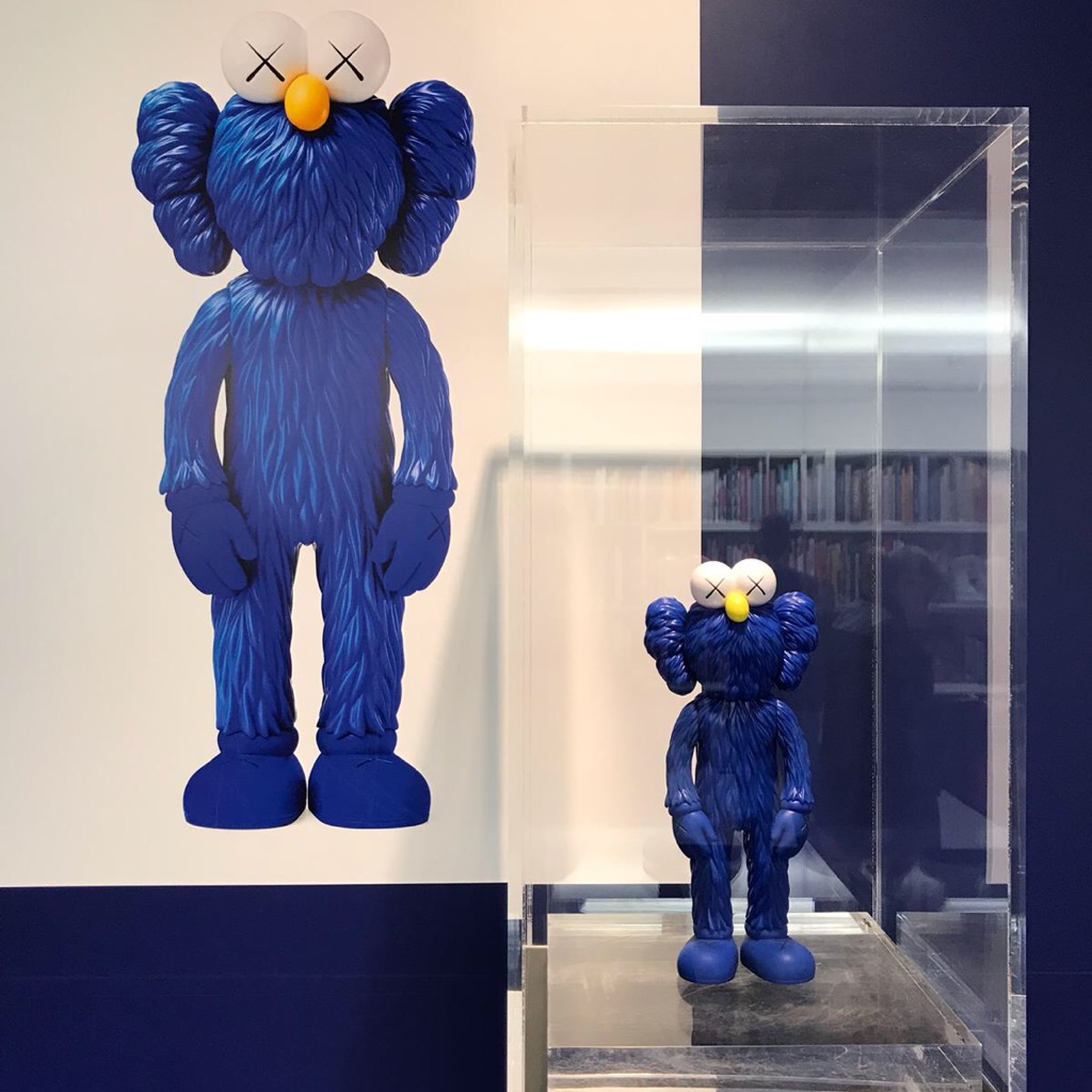 Kaws Bff Blue Edition (MoMa Exclusive) | Shopee Singapore