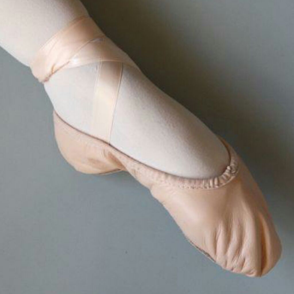 Ballet pumps 2024 with ribbons