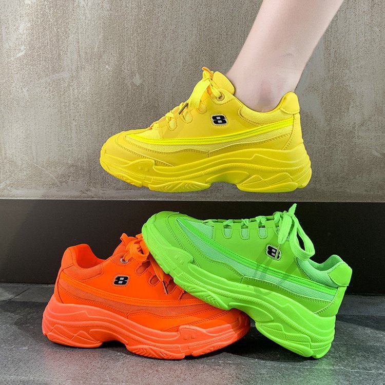 Yellow colour hot sale sports shoes