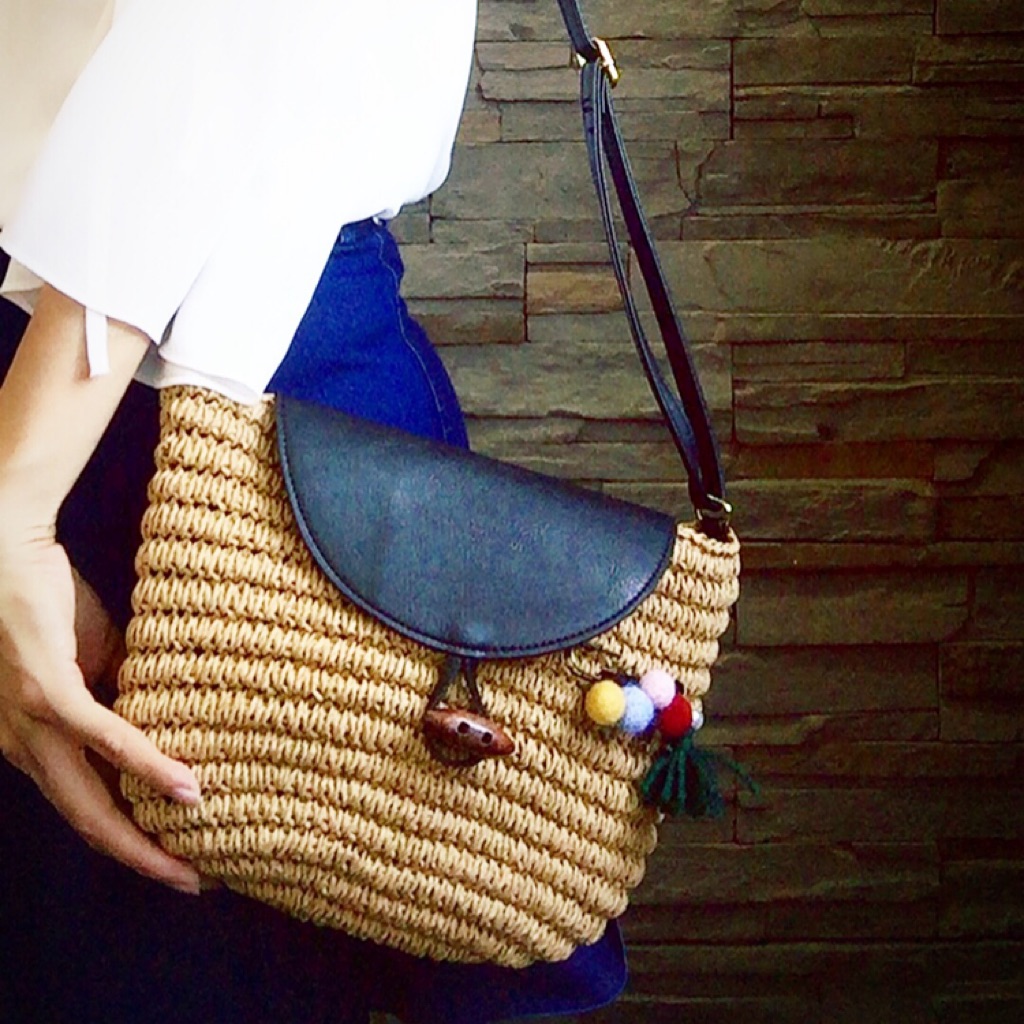 Rattan hot sale bag style