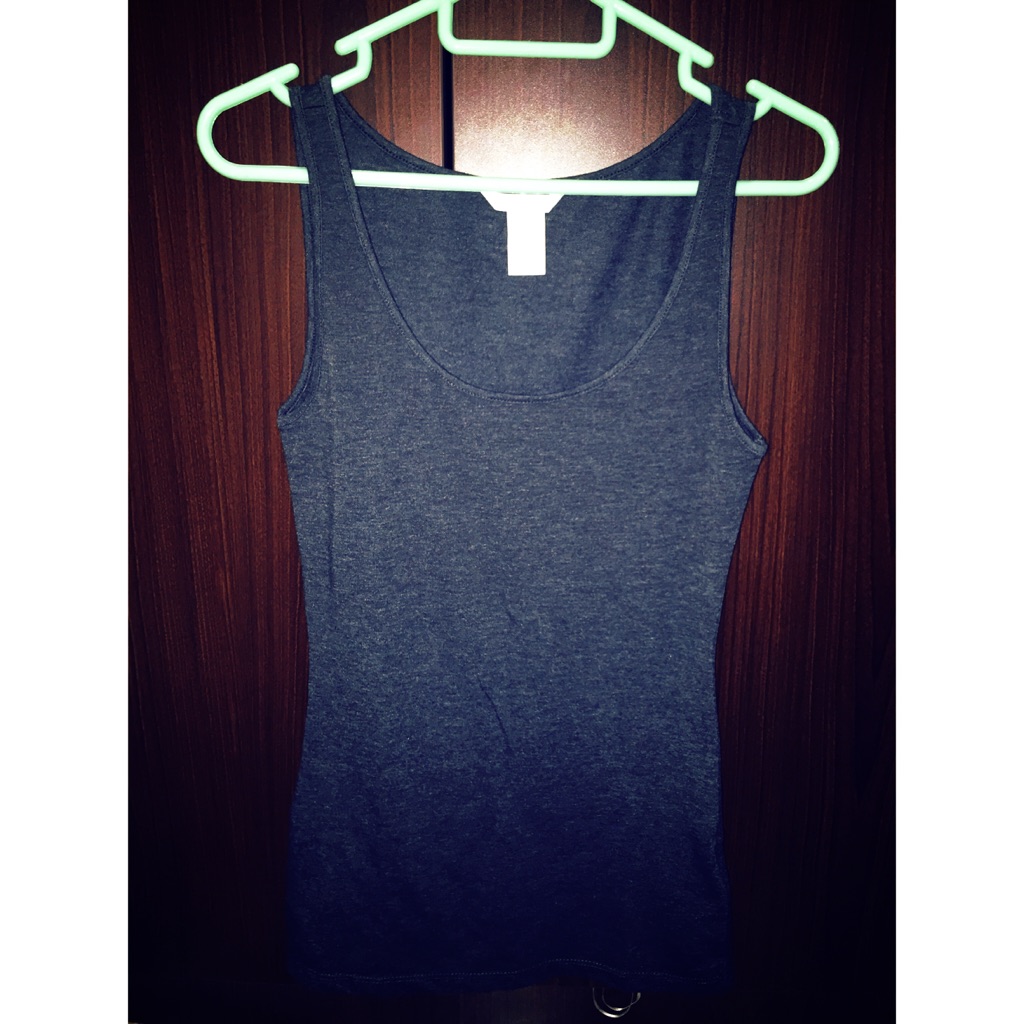hm tank top