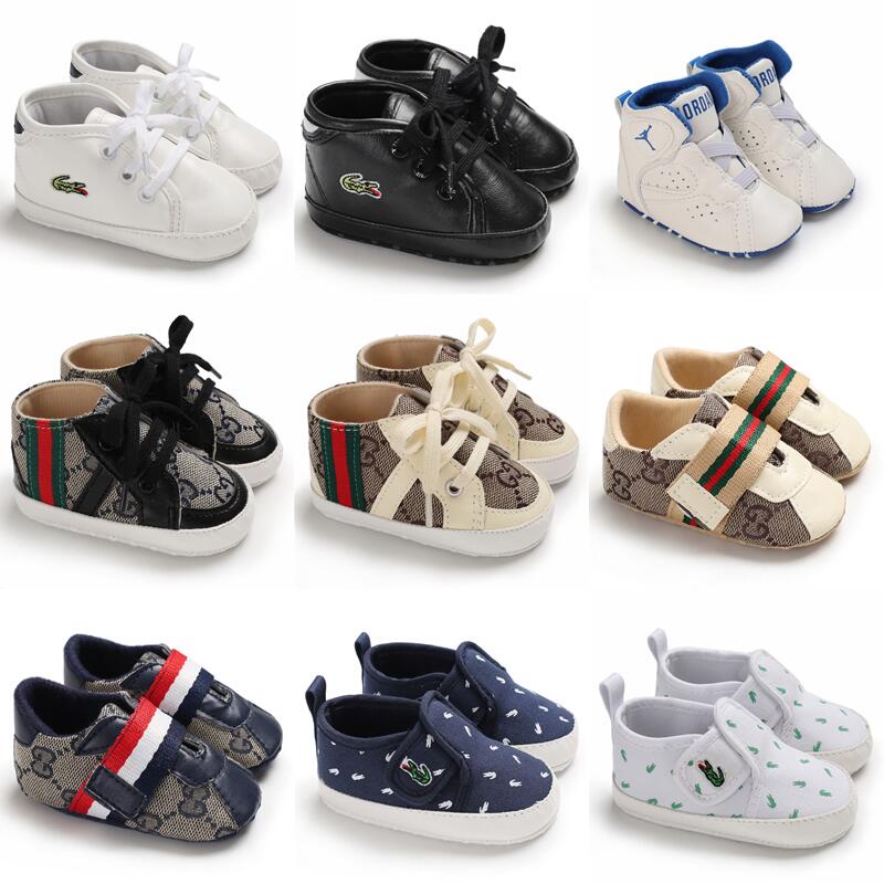 Newborn hot sale boy shoes