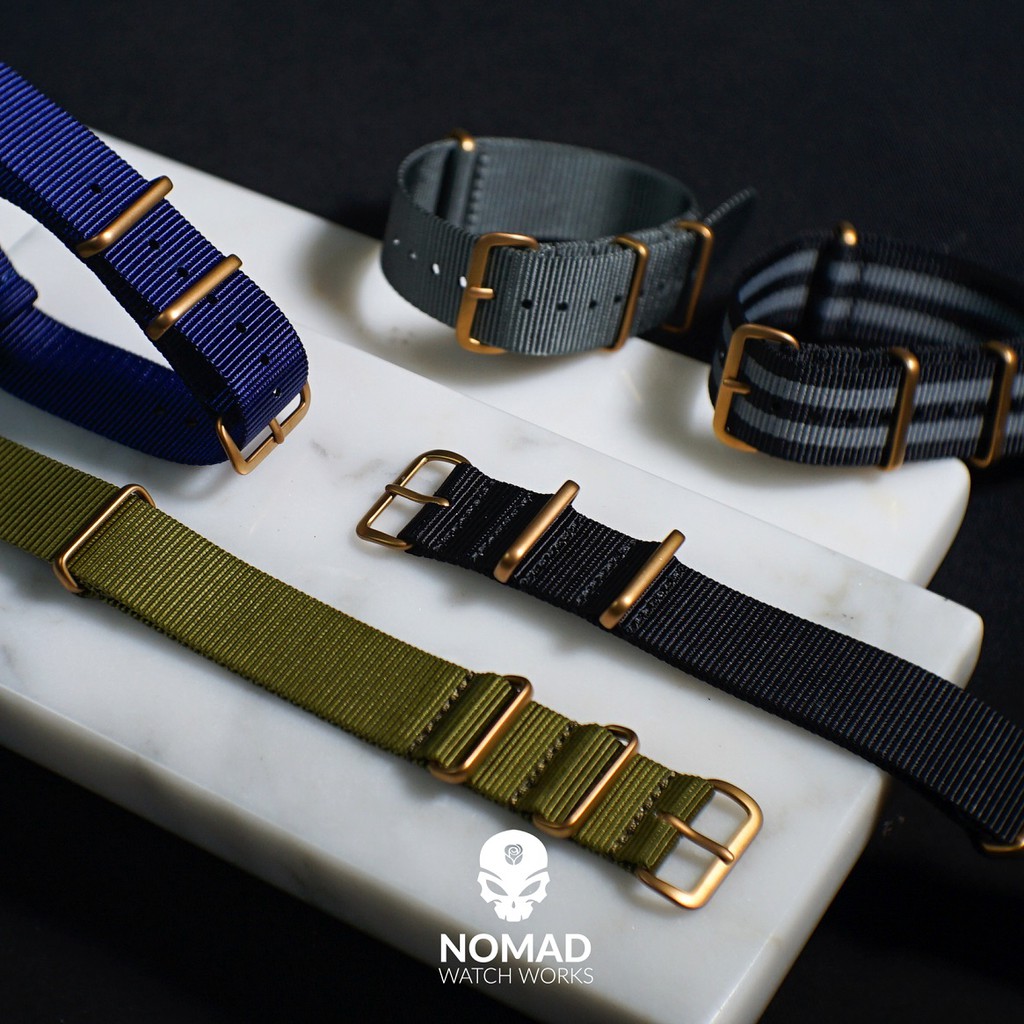 Flex Rubber Strap in Red – Nomad Watch Works SG