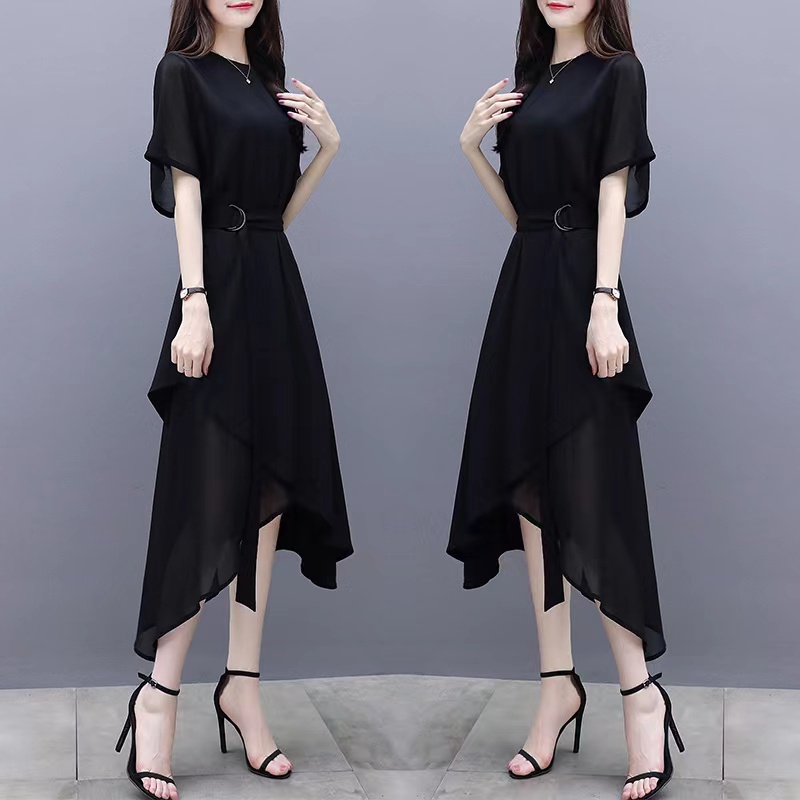 Elegant black outlet dress with sleeves