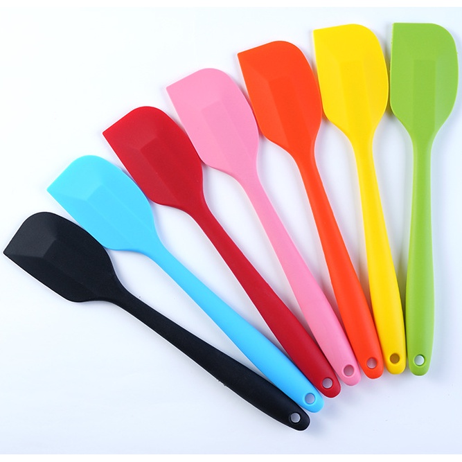 Silicone Pastry Spatula Cake Scraper Spatula - China Cake Scraper