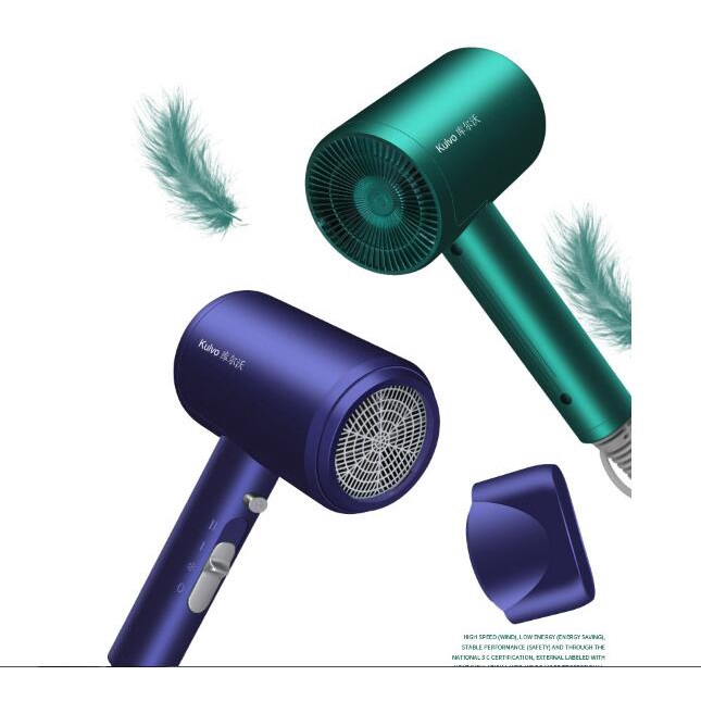 Cold air outlet hair dryer