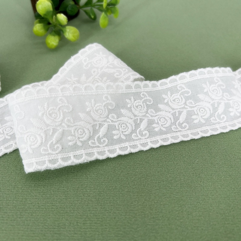 1M 3D Cotton Water Soluble Cutout Lace Fabric Decorative Ribbon Accessories  for DIY Dress French Cutout Decoration (Color : White, Size : Width: 10CM)  : : Home