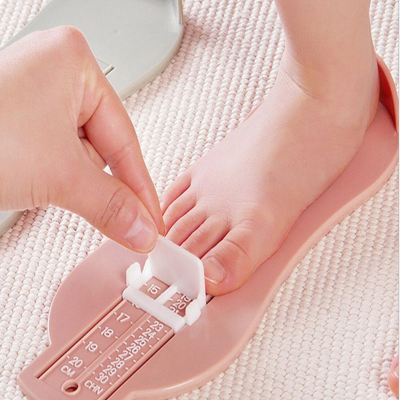 Measuring baby feet for shoes sale