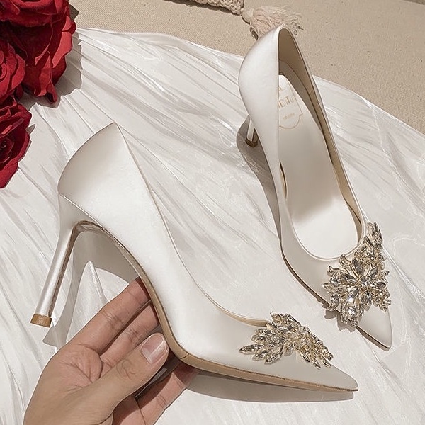 White wedding sale stilettos