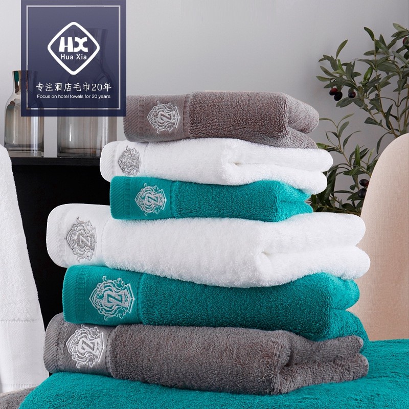 Peacock blue best sale hotel towels