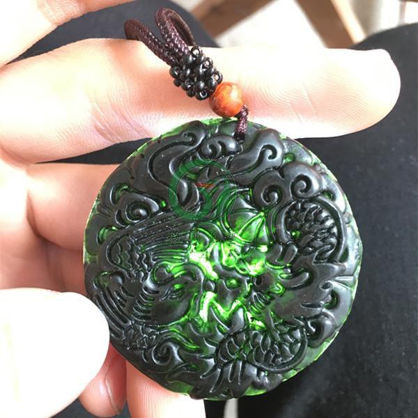 Dragon deals jade pendant