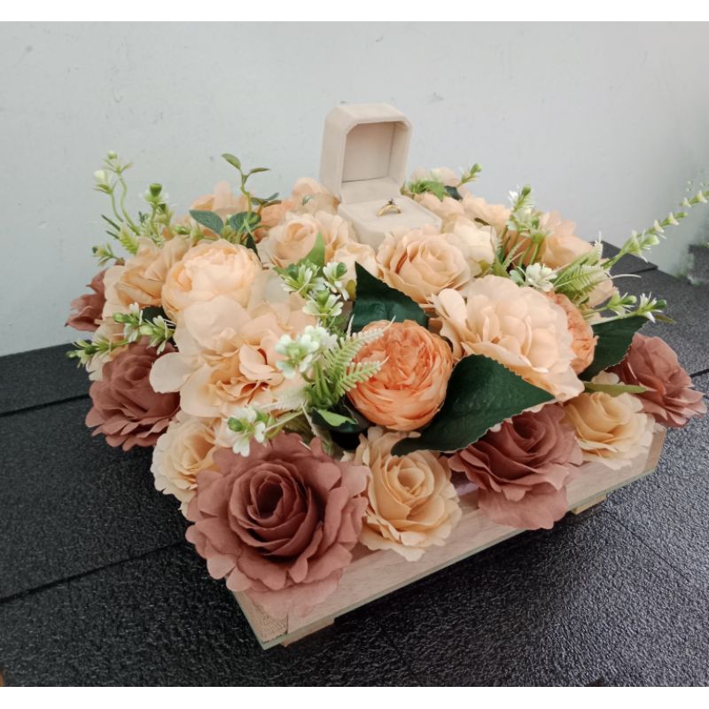 Wedding deals flower ring