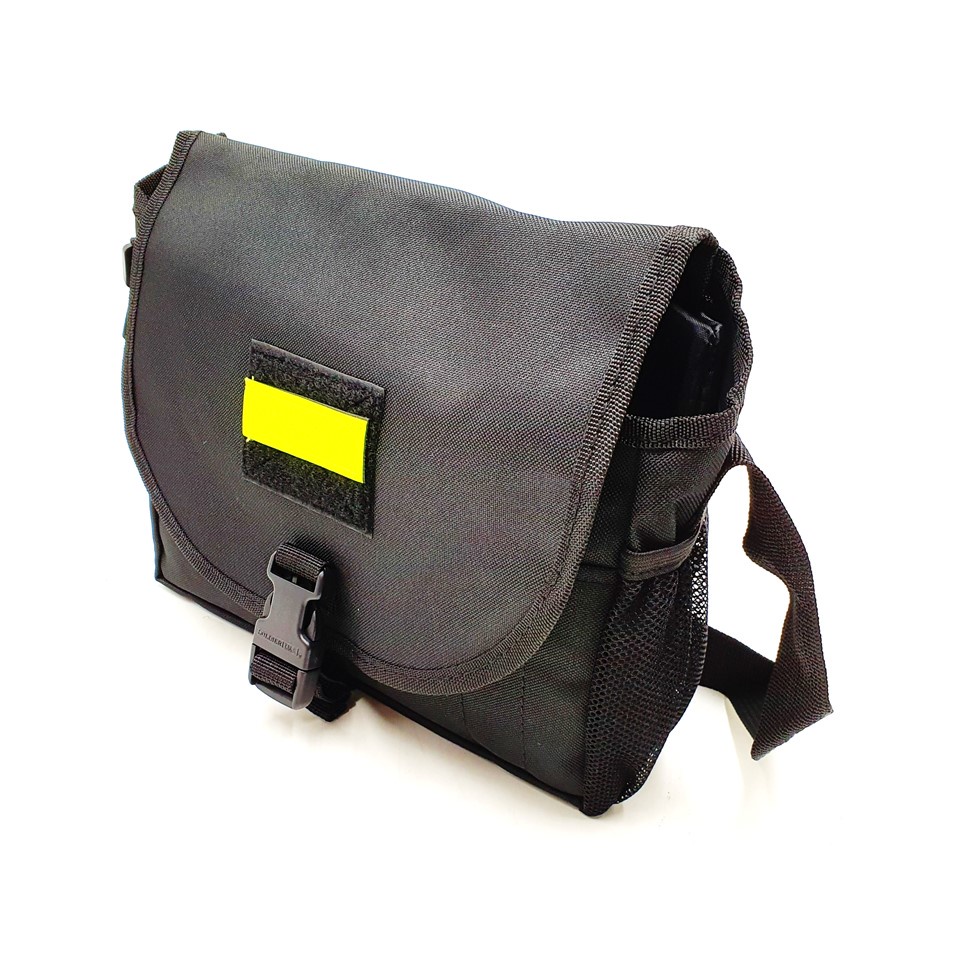 Black army best sale sling bag