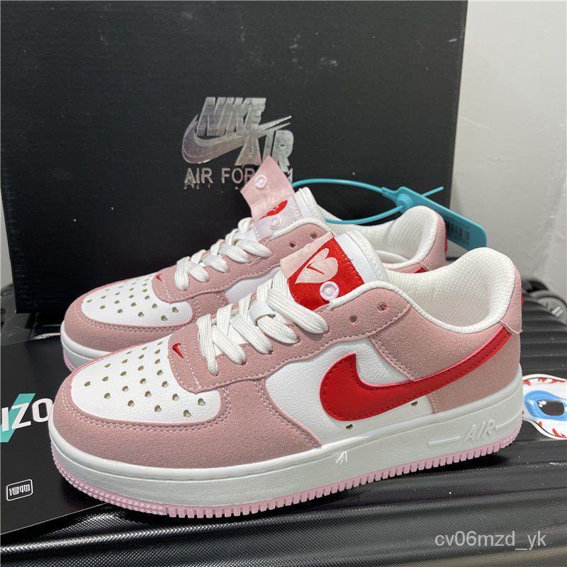 Nike air force 1 low pink and on sale white