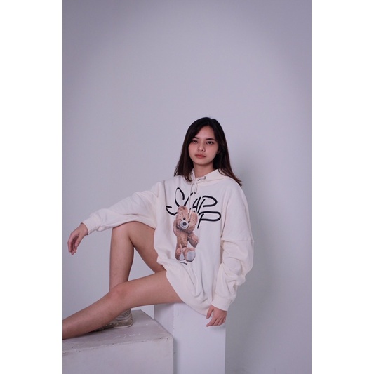 Girl wearing sale oversized hoodie