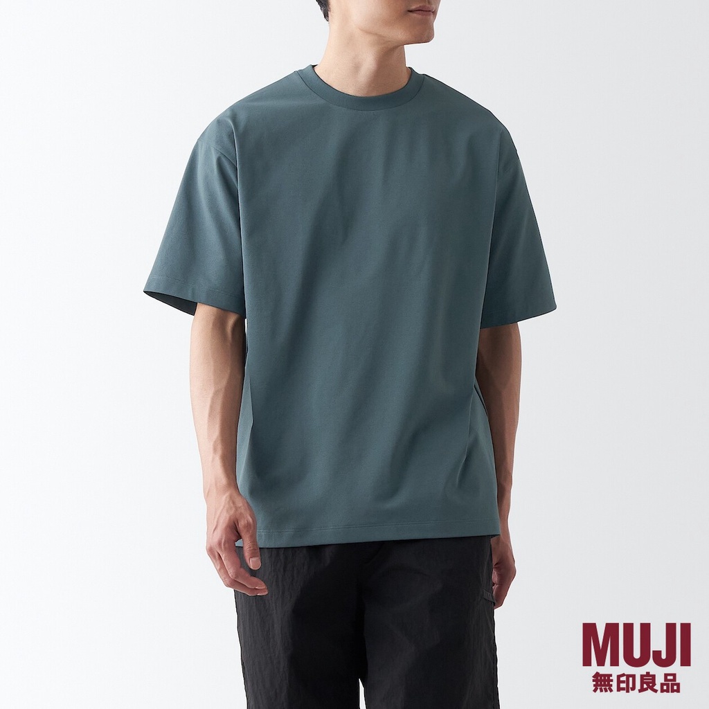 muji pocket tee