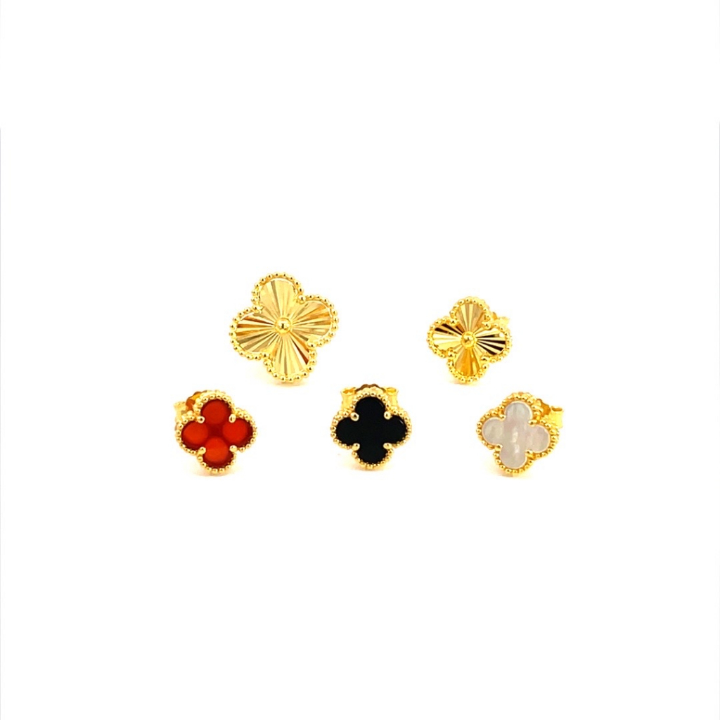 916 GOLD BLACK CLOVER STUD EARRINGS ( 10MM