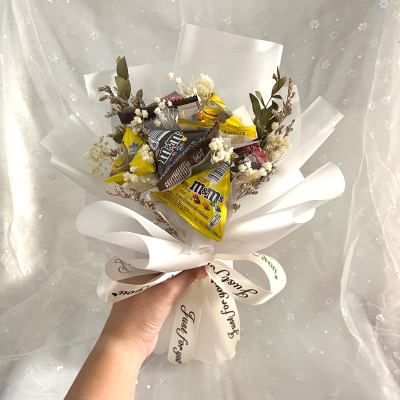 M&M's Chocolate Bouquet Flowers