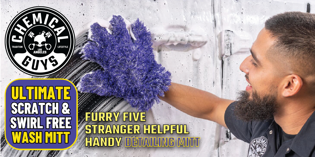 NEW PRODUCT! How To Scratch-Free Wash! The Stranger Helpful Handy Mitt -  Chemical Guys 