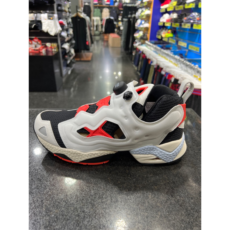 Reebok insta pump fury on sale white