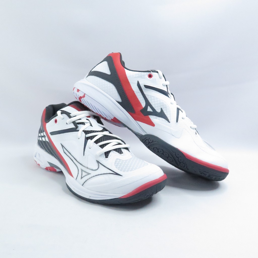 Badminton shoes under on sale 3